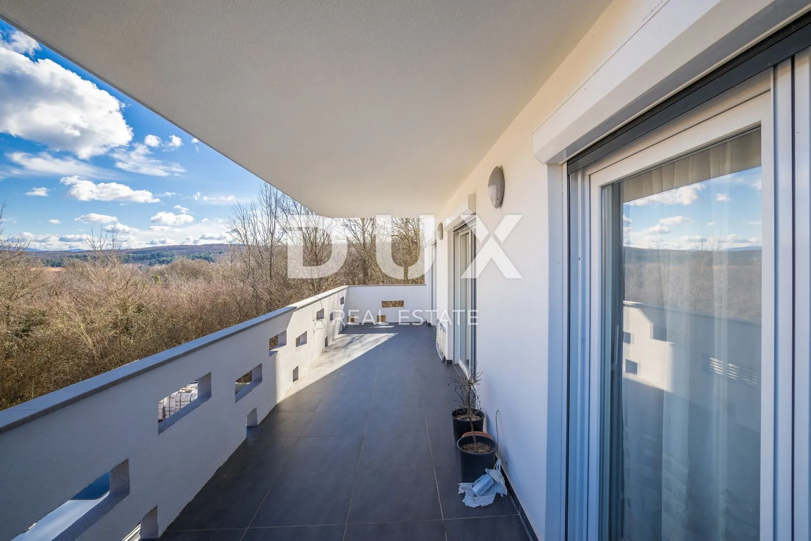 otok krk, čižići - luksuzna apartmanska vila! - slika 9