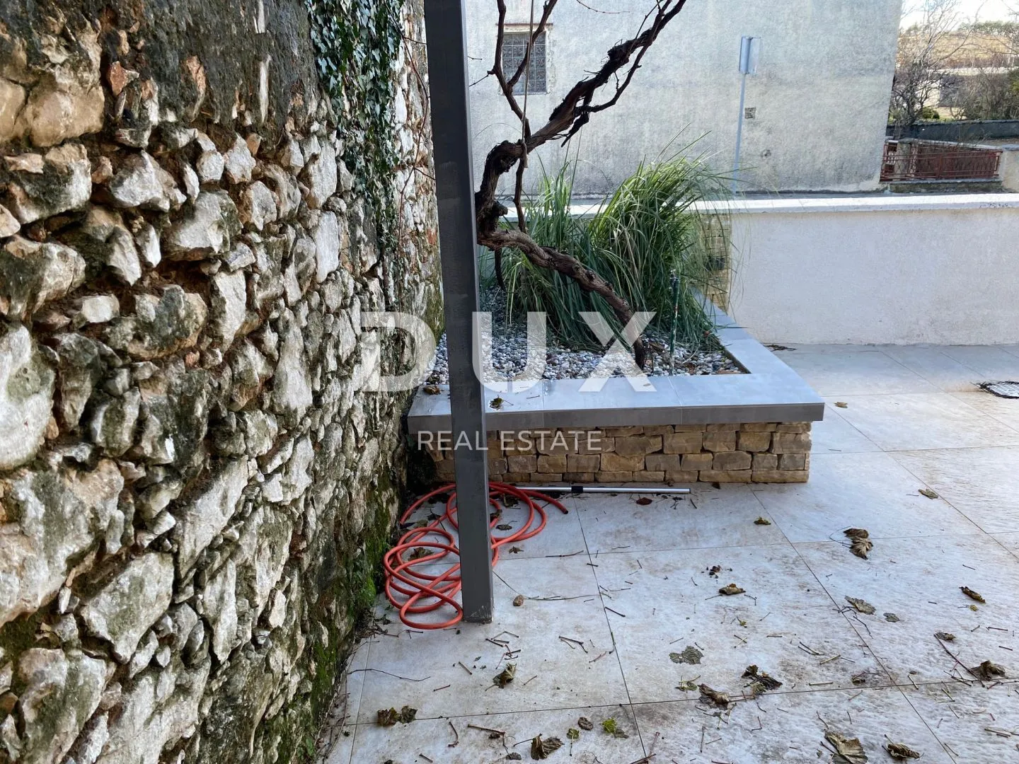 rijeka, hreljin - kuća s garažom i velikim dvorištem na odličnoj lokaciji! prilika! - slika 20
