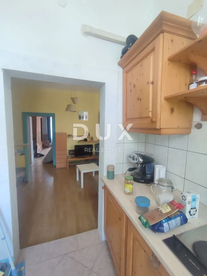 istra, pula - kvalitetan stan u centru grada - slika 5