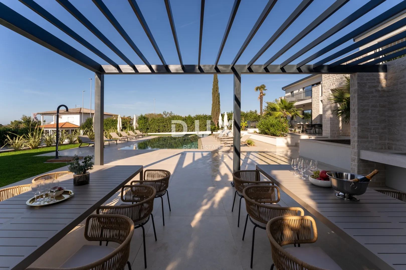 istra, poreč – ekskluzivna vila, tri stambene jedinice, luksuz uz more - slika 90