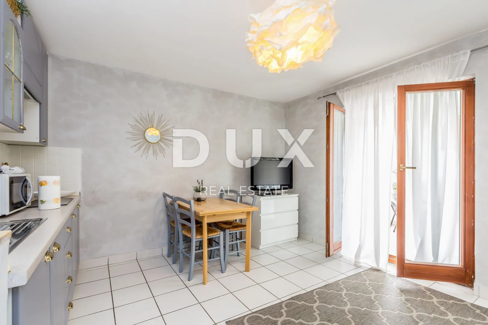 otok krk, njivice - etaža kuće u prizemlju s dva apartmana - slika 6
