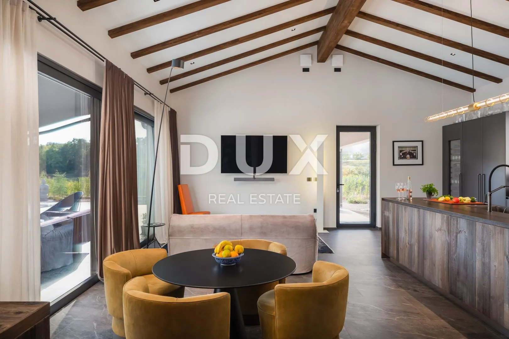 istra, motovun - luksuzna vila s pogledom na prirodu! - slika 62
