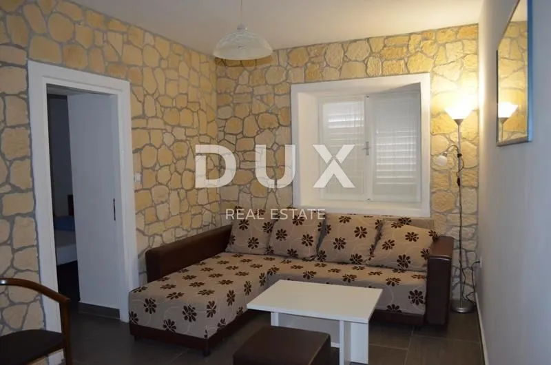 zadar, sv.filip i jakov - apartmanska kuća u centru mjesta - slika 4