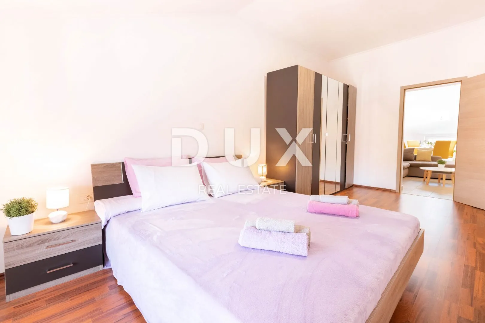 rijeka, centar - moderni 2s+db apartman na traženoj lokaciji - slika 32