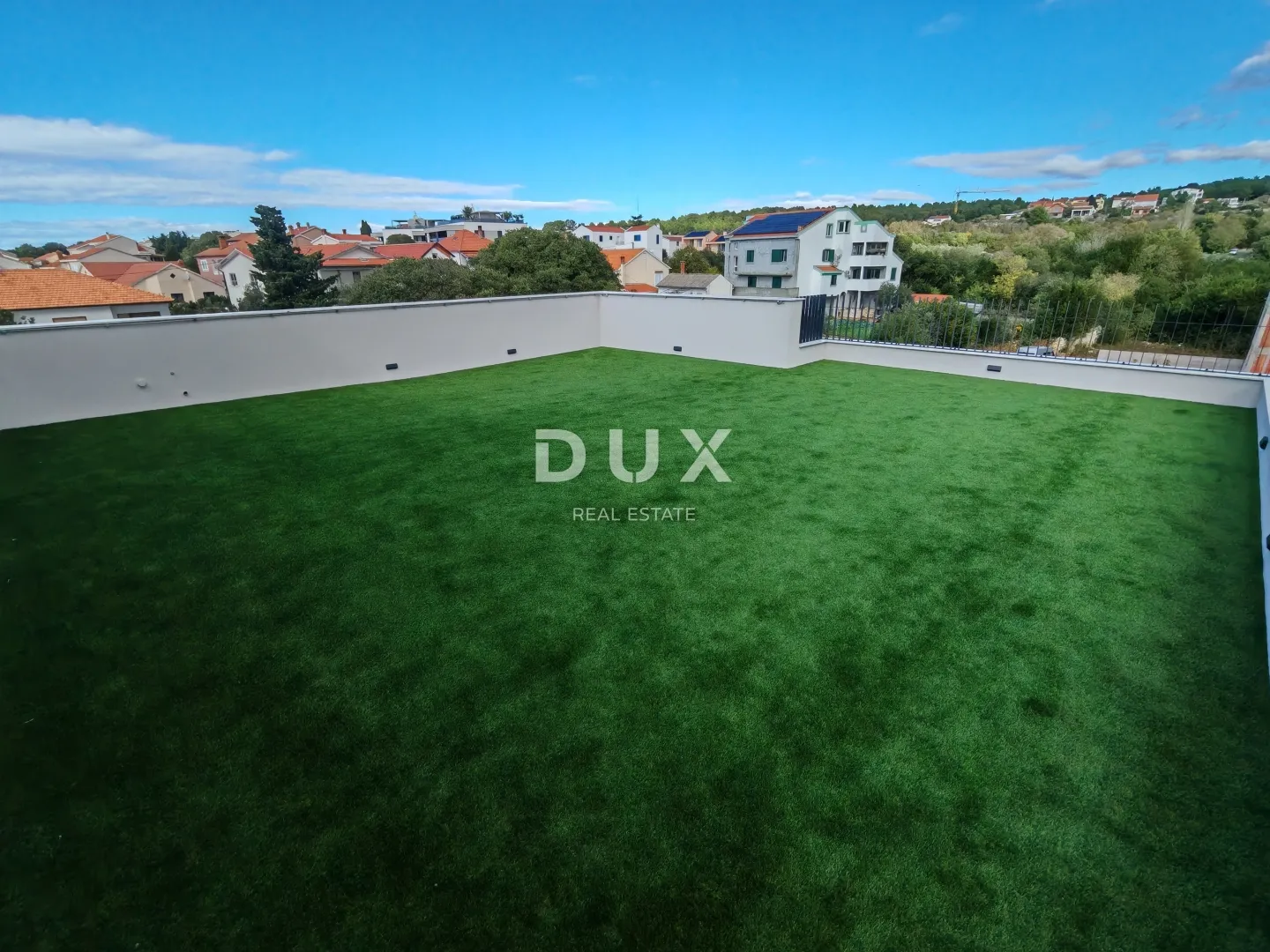 zadar, diklo - vrhunski penthouse s pogledom na more samo 50 metara od plaže! s7 - slika 9