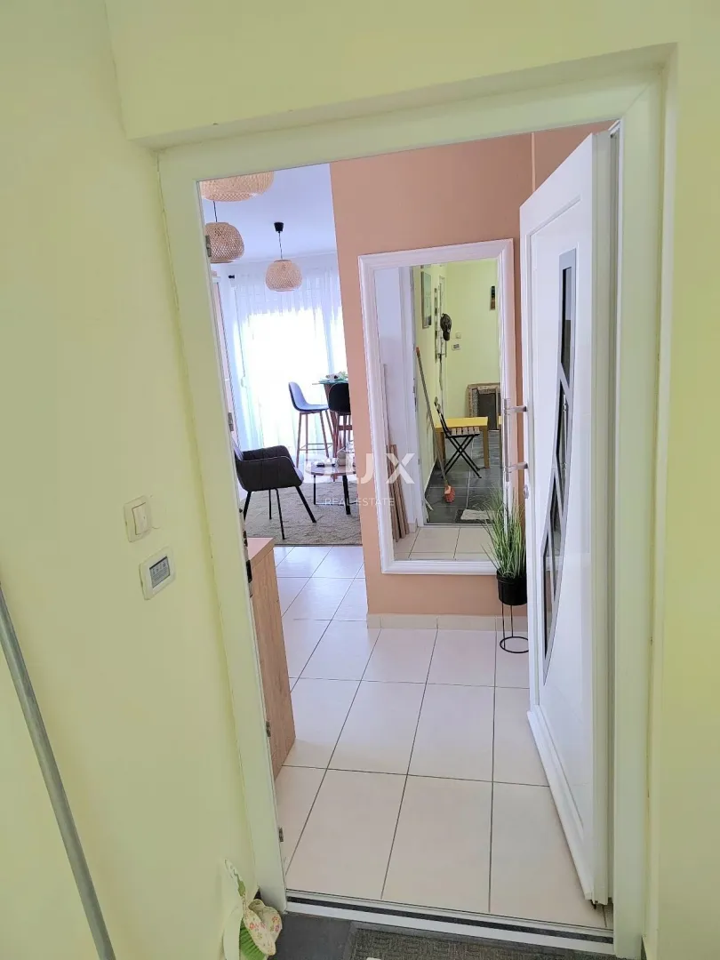 crikvenica - prvi red do mora, moderno uređen apartman u srcu crikvenice - slika 10