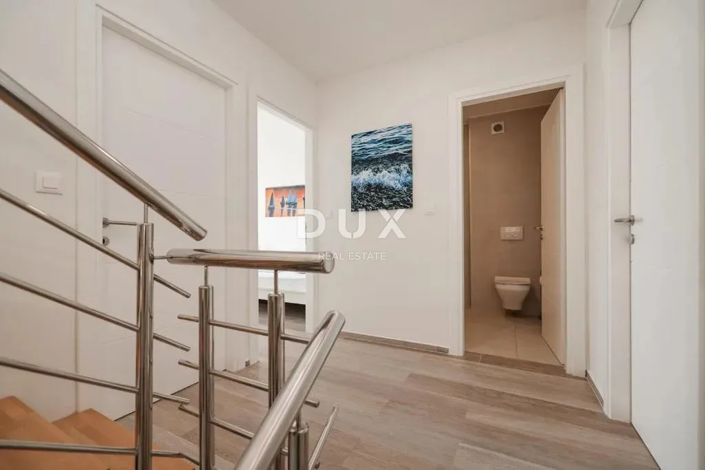 zadar, privlaka - villa, more, bazen, rooftoop jacuzzi,top lokacija -prilika! - slika 25