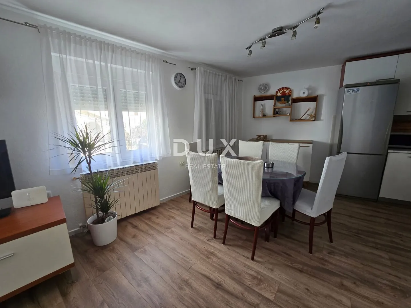 crikvenica, selce - kuća u centru grada, samo 280 od mora - slika 9