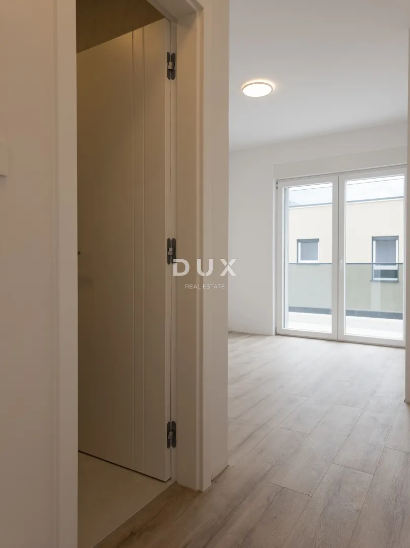 vodice, stablinac, penthouse s krovnom terasom, 112 m² - slika 9