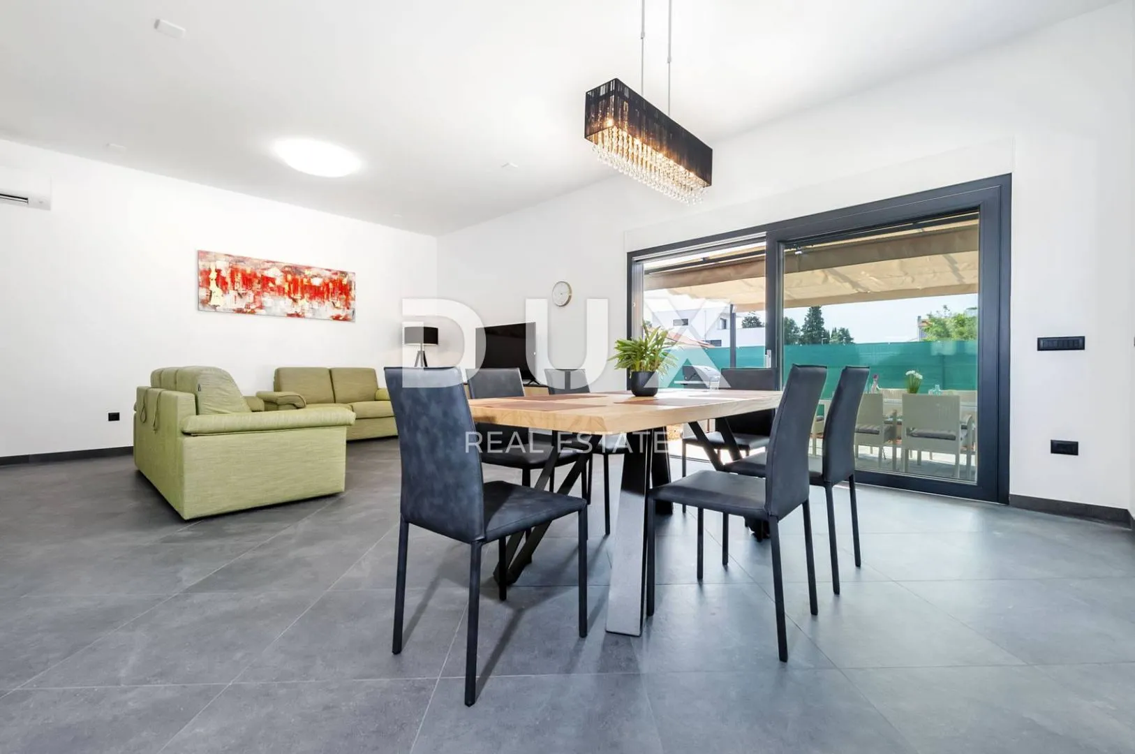 istra, rovinj - moderna prizemnica s bazenom 800 metara od mora - slika 14