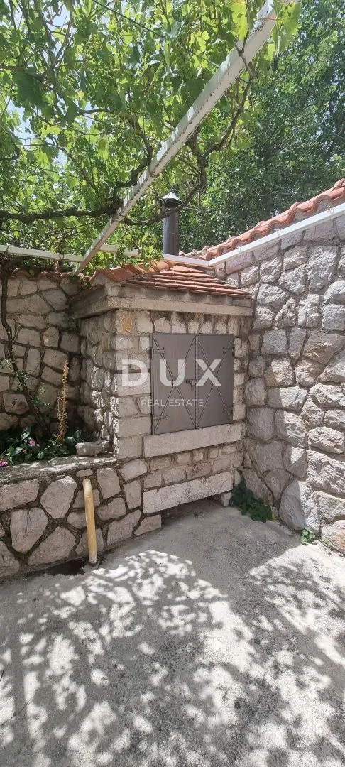 bribir - kuća sa dva stana - slika 17