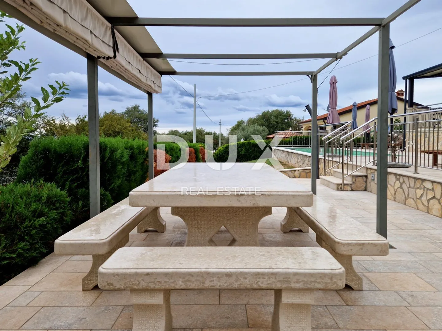 istra, poreč - prostrana kuća s bazenom i panoramskim pogledom - slika 10