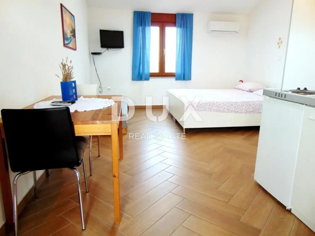 istra - kuća s 11 stambenih jedinica i pogledom na more - slika 32