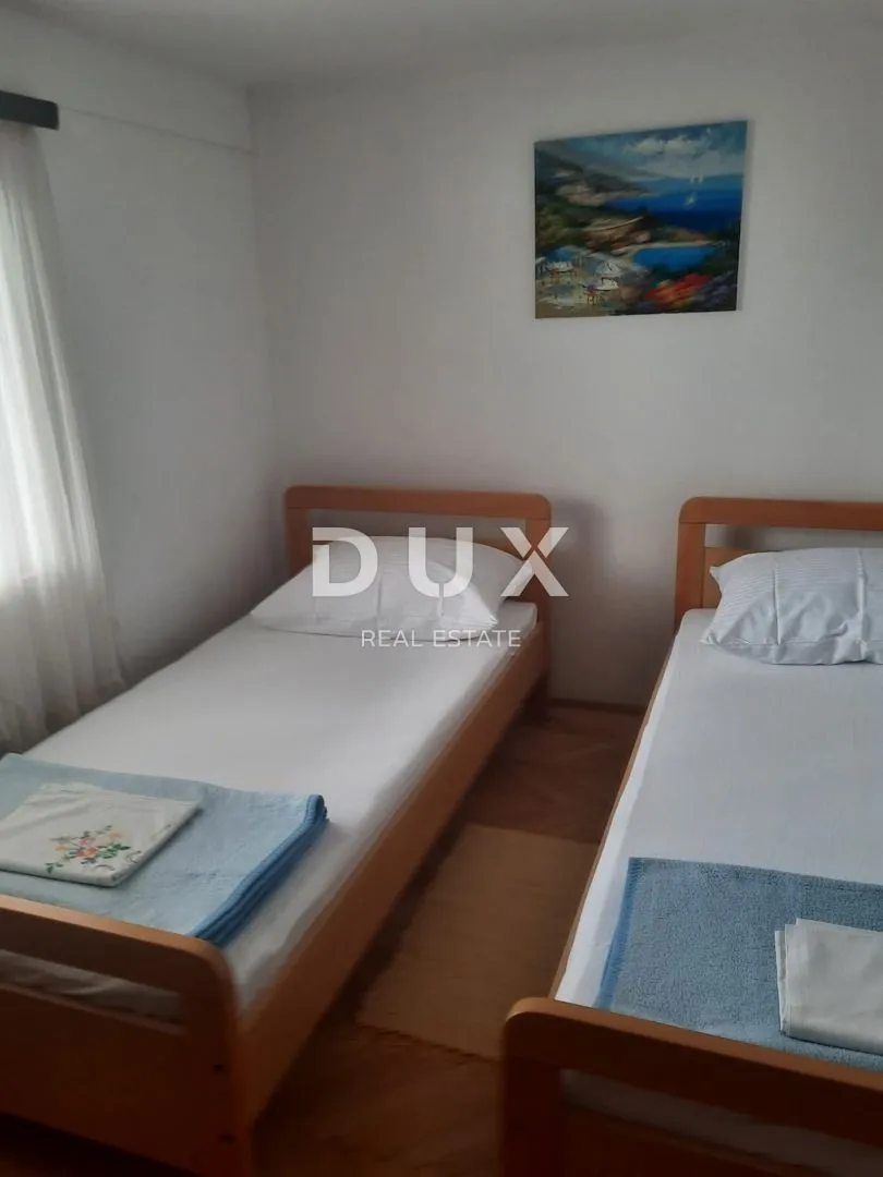 zadar, sabunike - prostrana apartmanska kuća s velikom okućnicom - slika 20