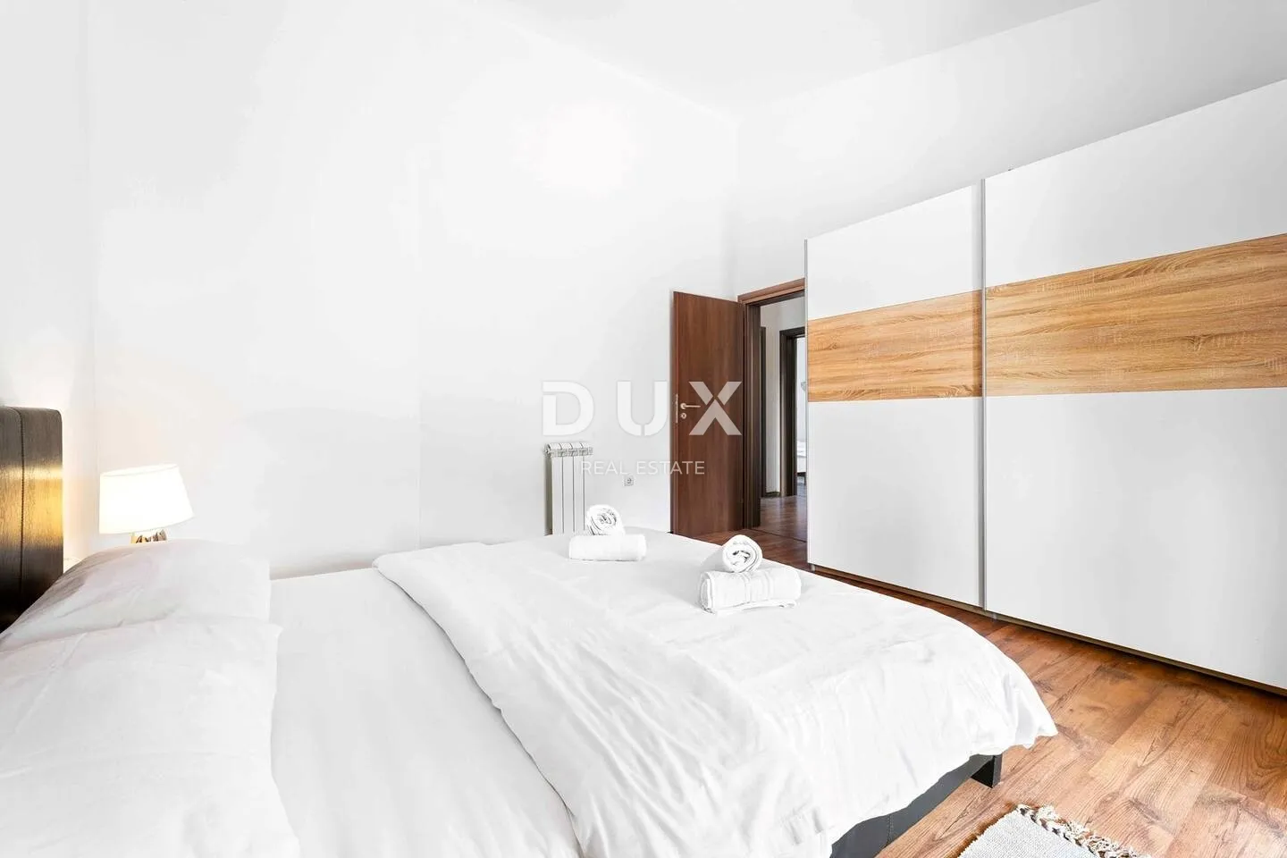 poreč, funtana - mediteranski dom s rustikalnim detaljima, 238m2 - slika 14