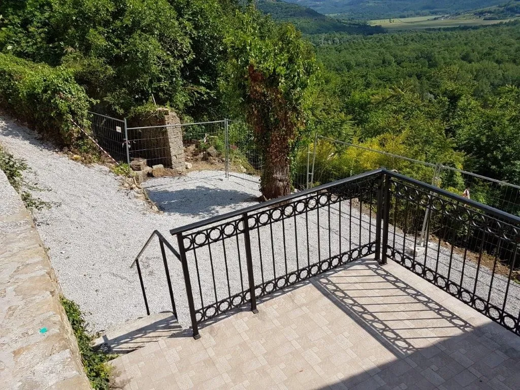 istra, motovun - kamena bajka u prirodi! rijetkost! - slika 44