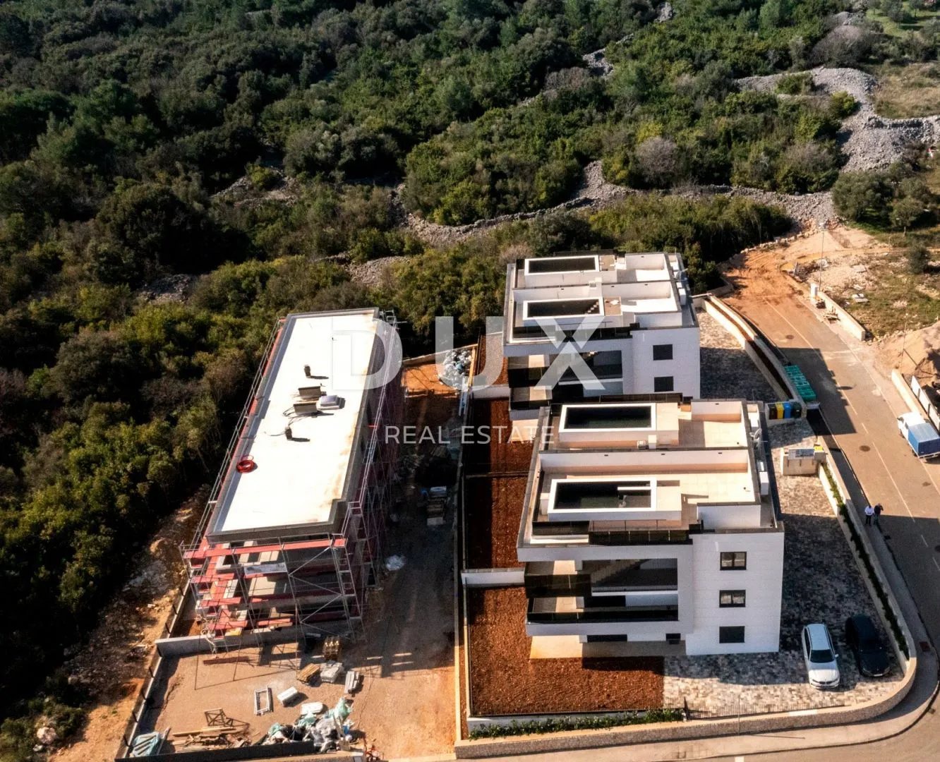 grad krk, centar - dvoetažni penthouse s bazenom i panoramskim pogledom - slika 9