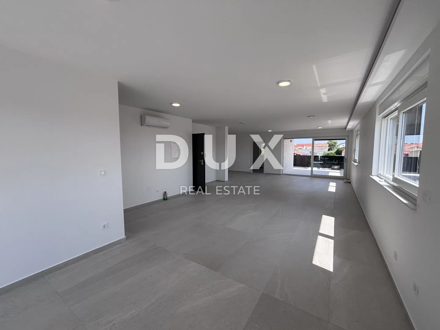 zadar, privlaka - penthouse na 130m od mora s5 - slika 4