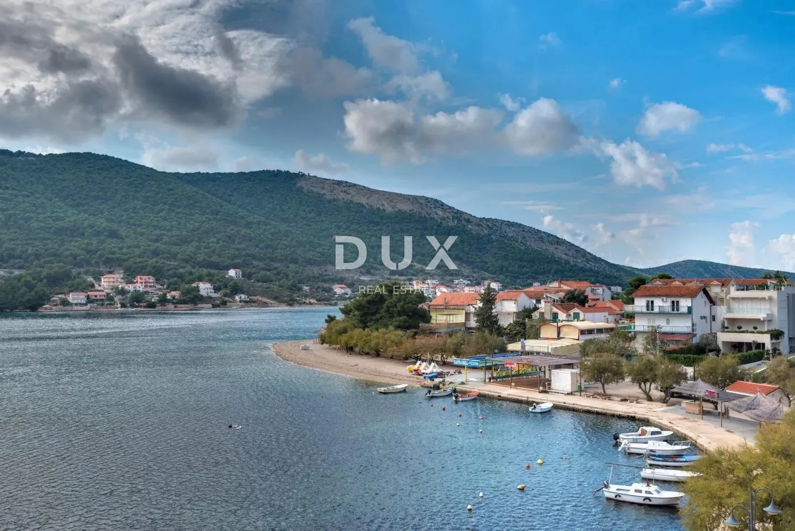 šibenik okolica, grebaštica – mini hotel prvi red do mora s bazenom i restoranom - slika 17
