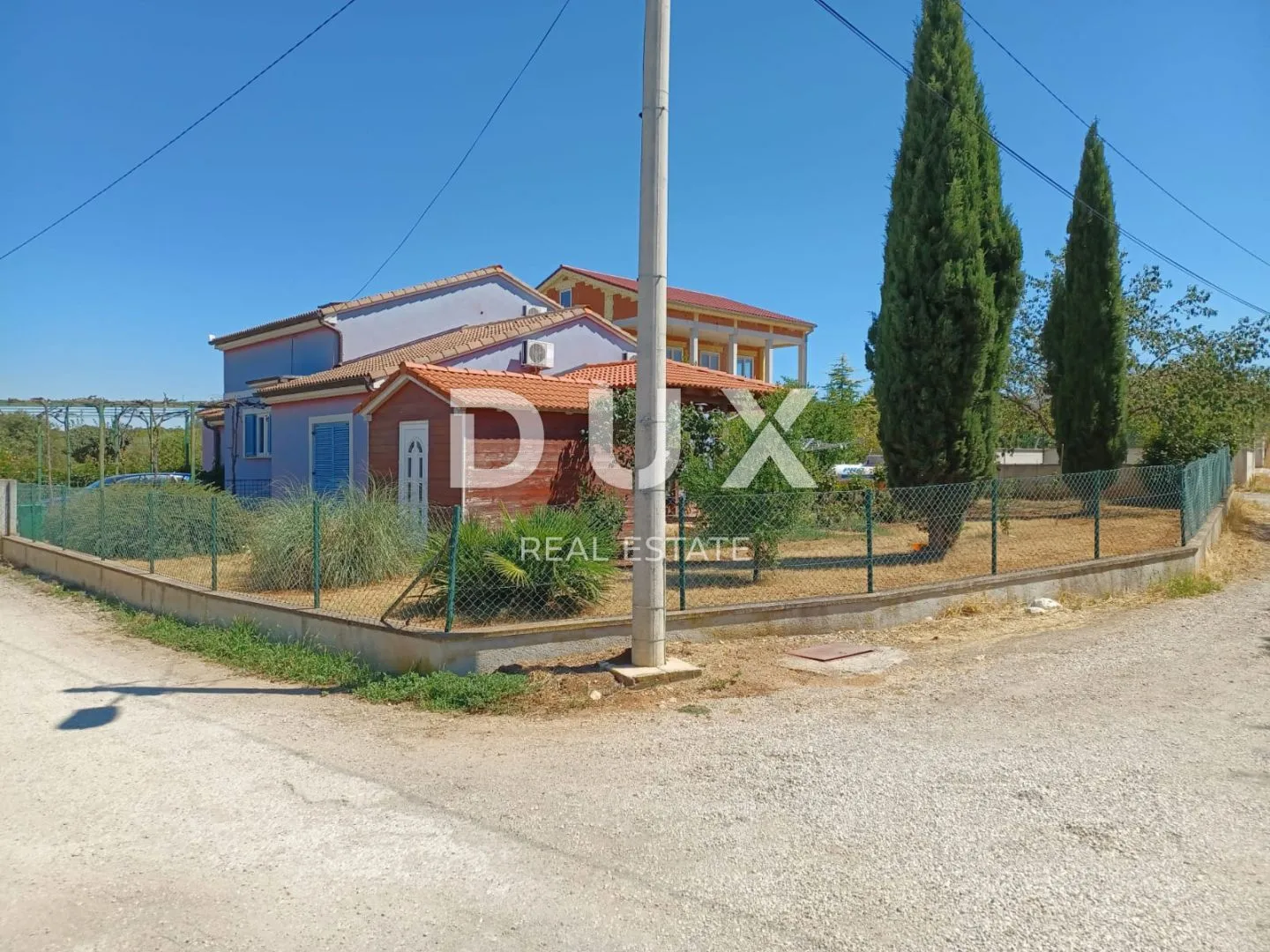 istra, pula - kuća s velikom okućnicom - slika 5