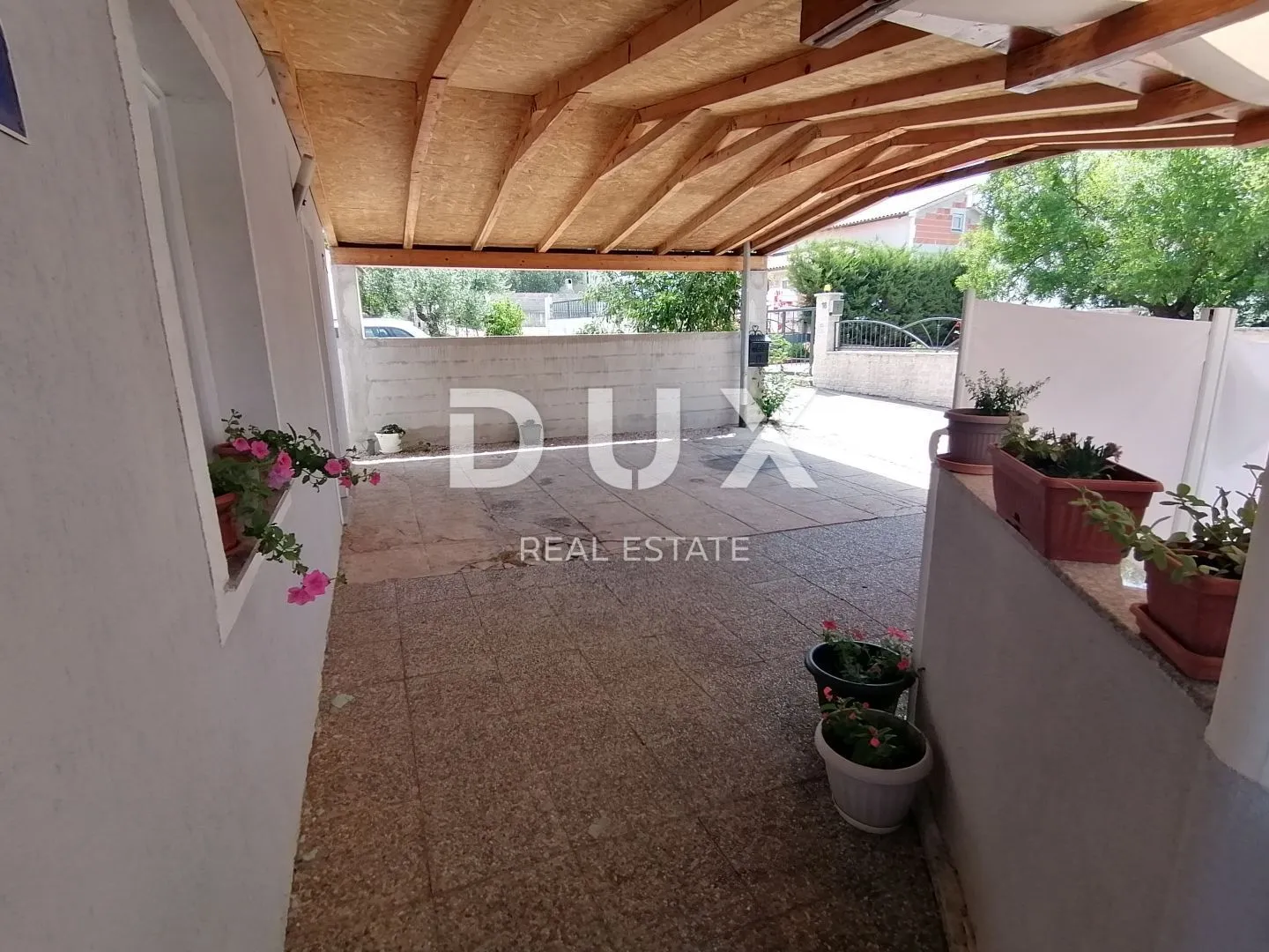 istra, pula - dvije obiteljske kuće - slika 22