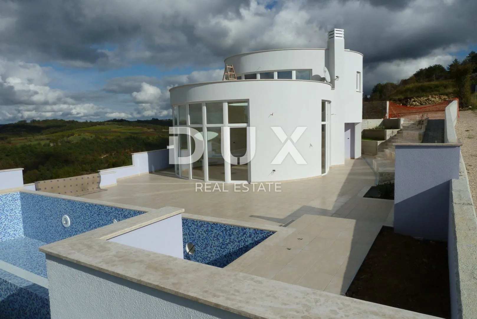 istra, momjan - dizajnerska vila s panoramskim pogledom! - slika 5