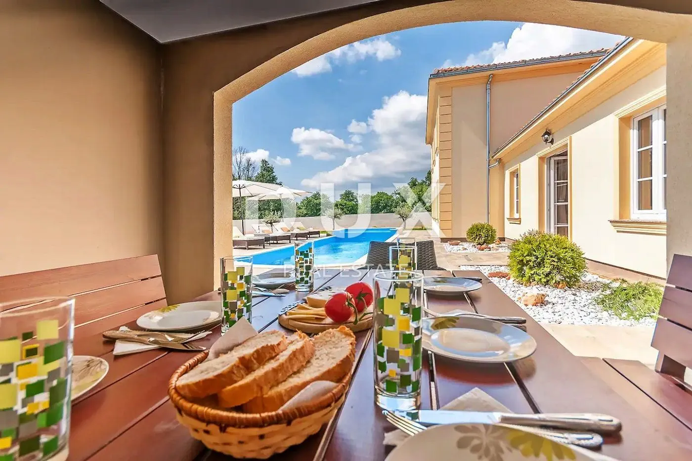 istra, barban - elegantna kuća s bazenom - slika 8