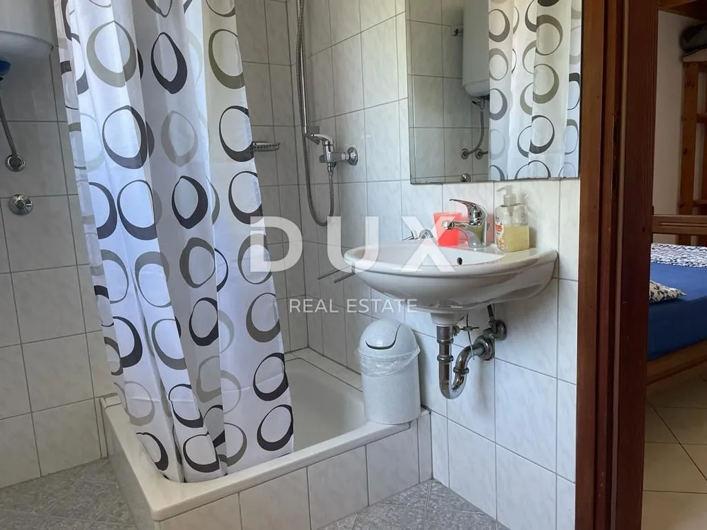 istra, medulin - apartmanska kuća 500 m od mora! - slika 30