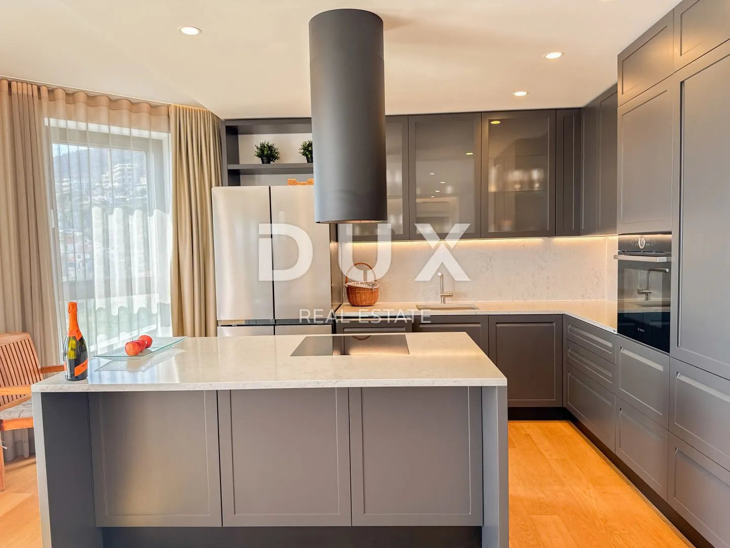 opatija, centar, četverosoban stan, 158 m2, s privatnim bazenom - slika 8