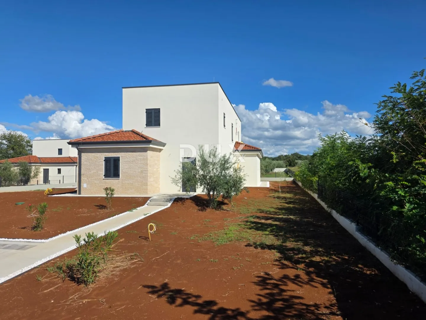 istra,poreč prekrasna nova vila u mirnom okruženju! - slika 9