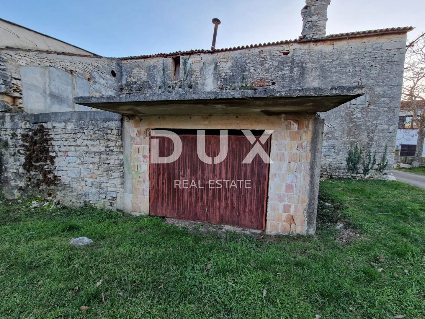 istra, buje - kamena kuća na mirnoj lokaciji - slika 13
