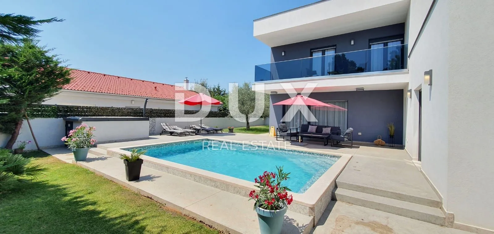 istra, šišan - nova moderna vila s bazenom - slika 2