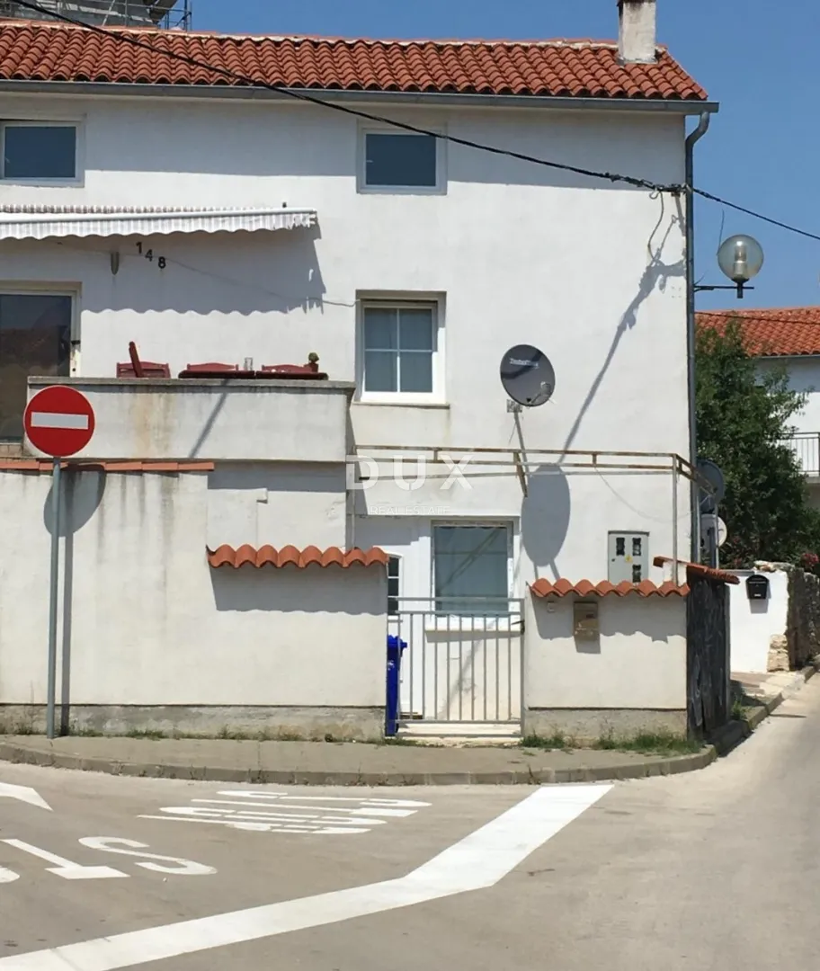 medulin, istra - prilika! kamena kuća u centru grada - slika 1