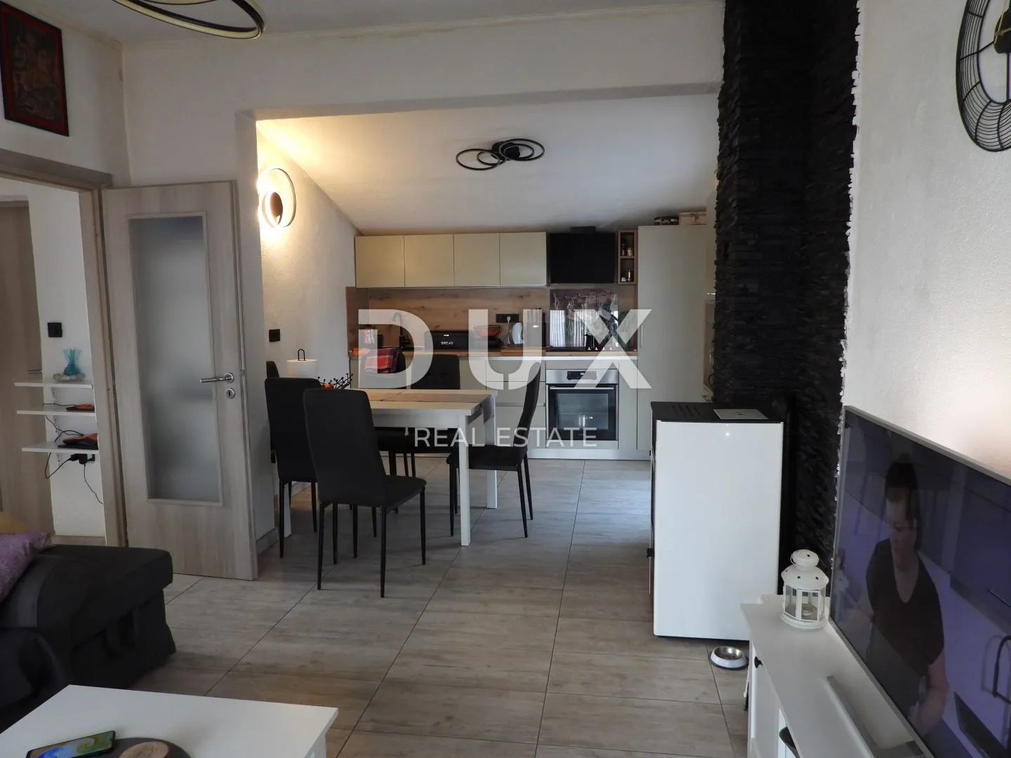 opatija- kuća 203m2 s panoramskim pogledom na more + okoliš - slika 45