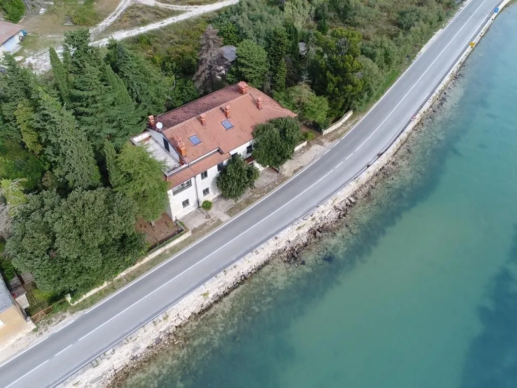 istra, novigrad, antenal - kuća 10m od mora! - slika 2