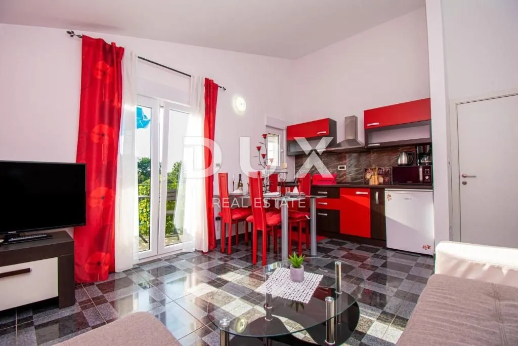 istra, pula prekrasna apartmanska kuća! - slika 8