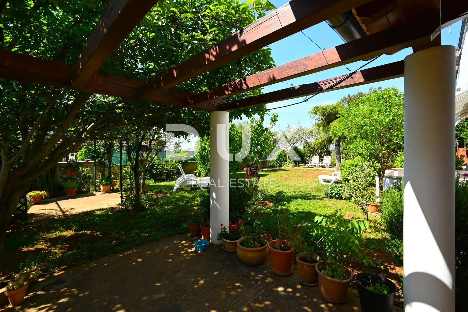 istra, pula obiteljska vila s pogledom na more! - slika 51