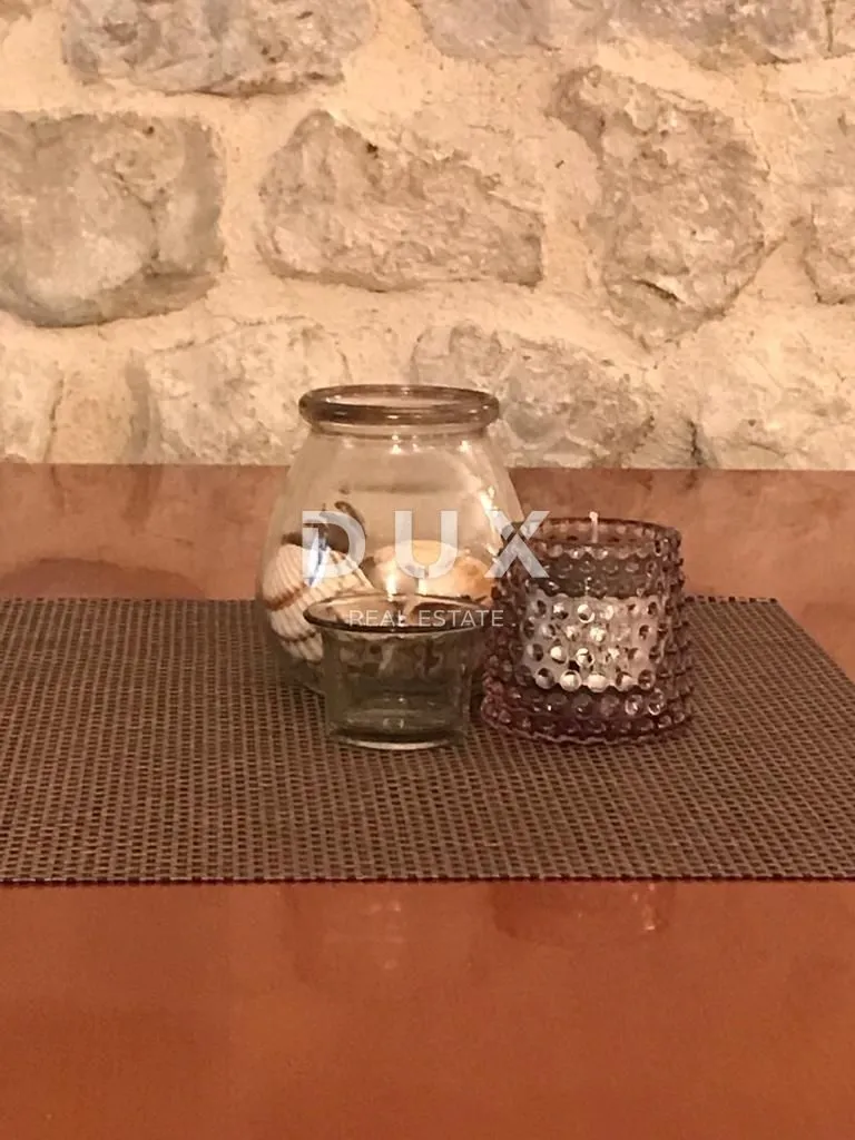 otok krk, grad krk - kuća sa 2 apartmana 100 m od mora - slika 4