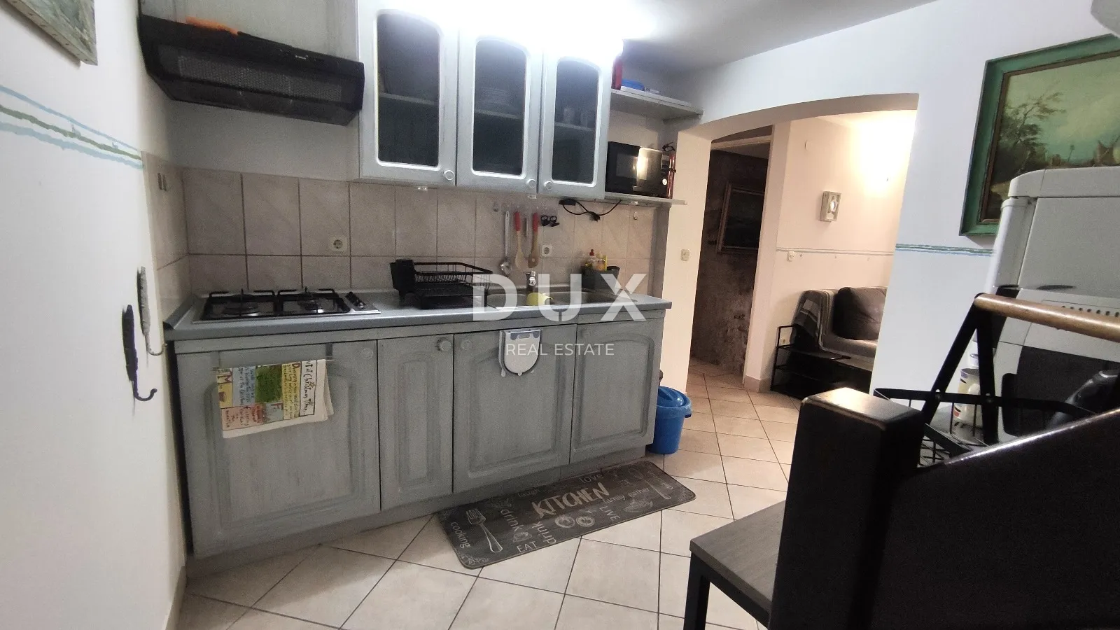 murter, betina - prilika! šarmantna kamena kuća na 3 etaže - slika 6