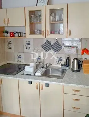 otok krk, vrbnik- kuća s dva apartmana - slika 3