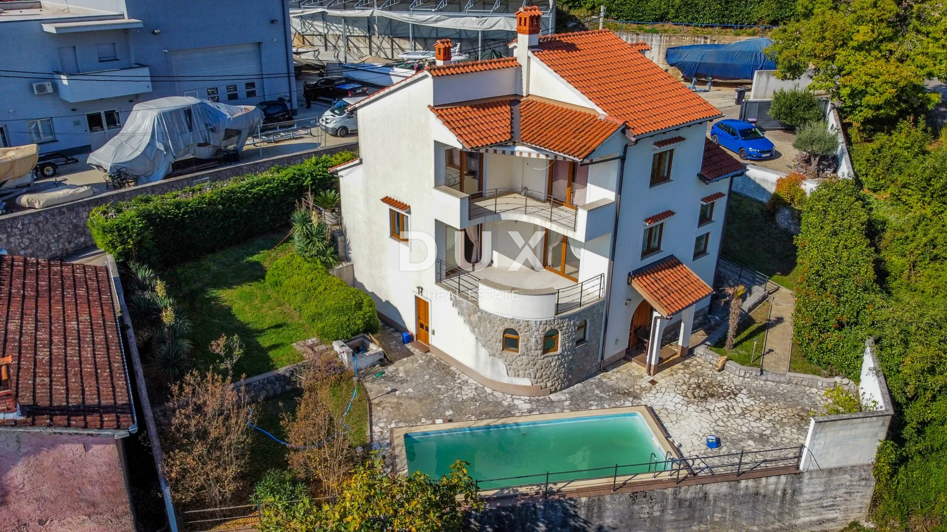 OPATIJA - samostojeća kuća s bazenom i kvalitetnom okućnicom, privatnost i predivan pogled na more - Poljane, Opatija