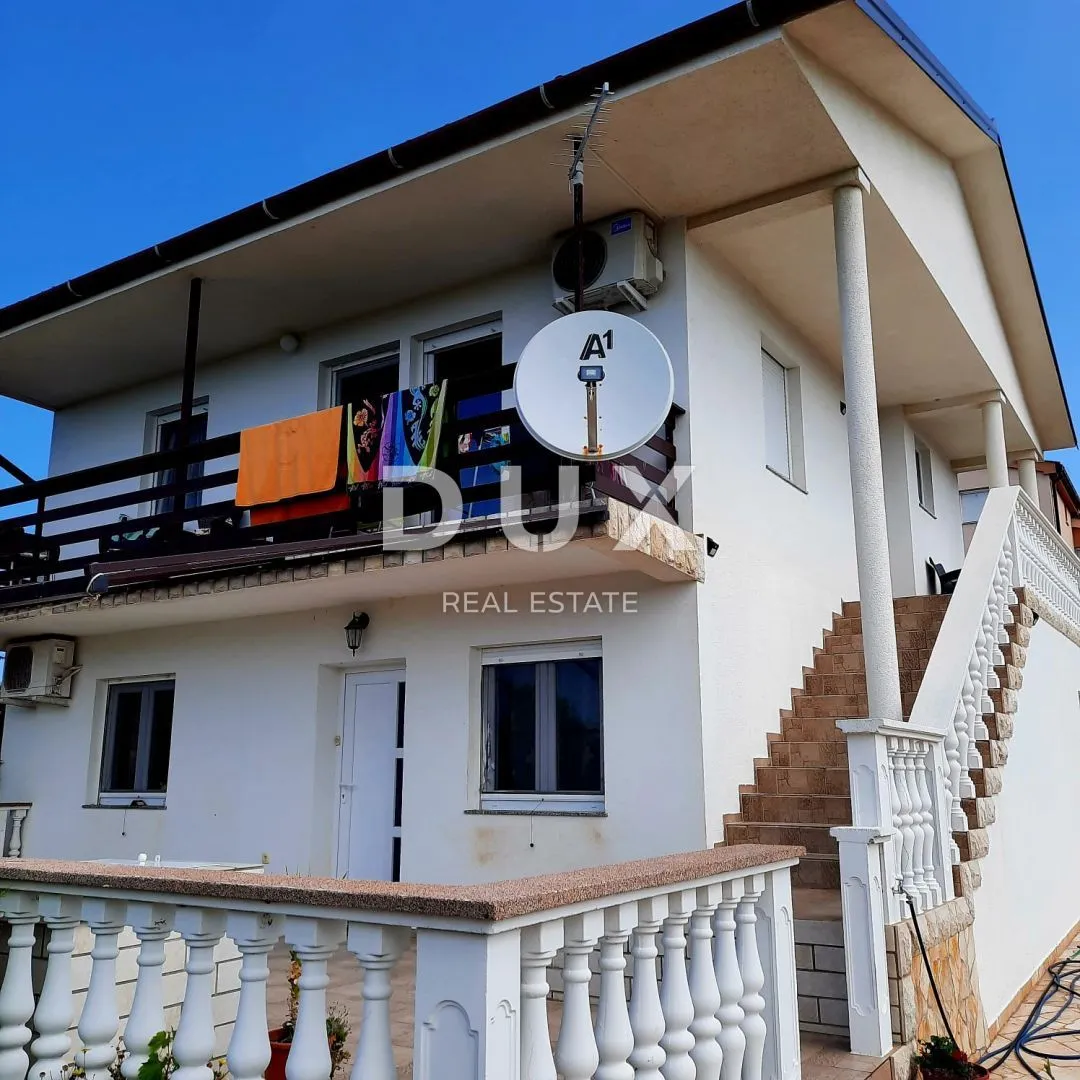 otok vir - apartmanska kuća na prostranoj parceli - slika 13