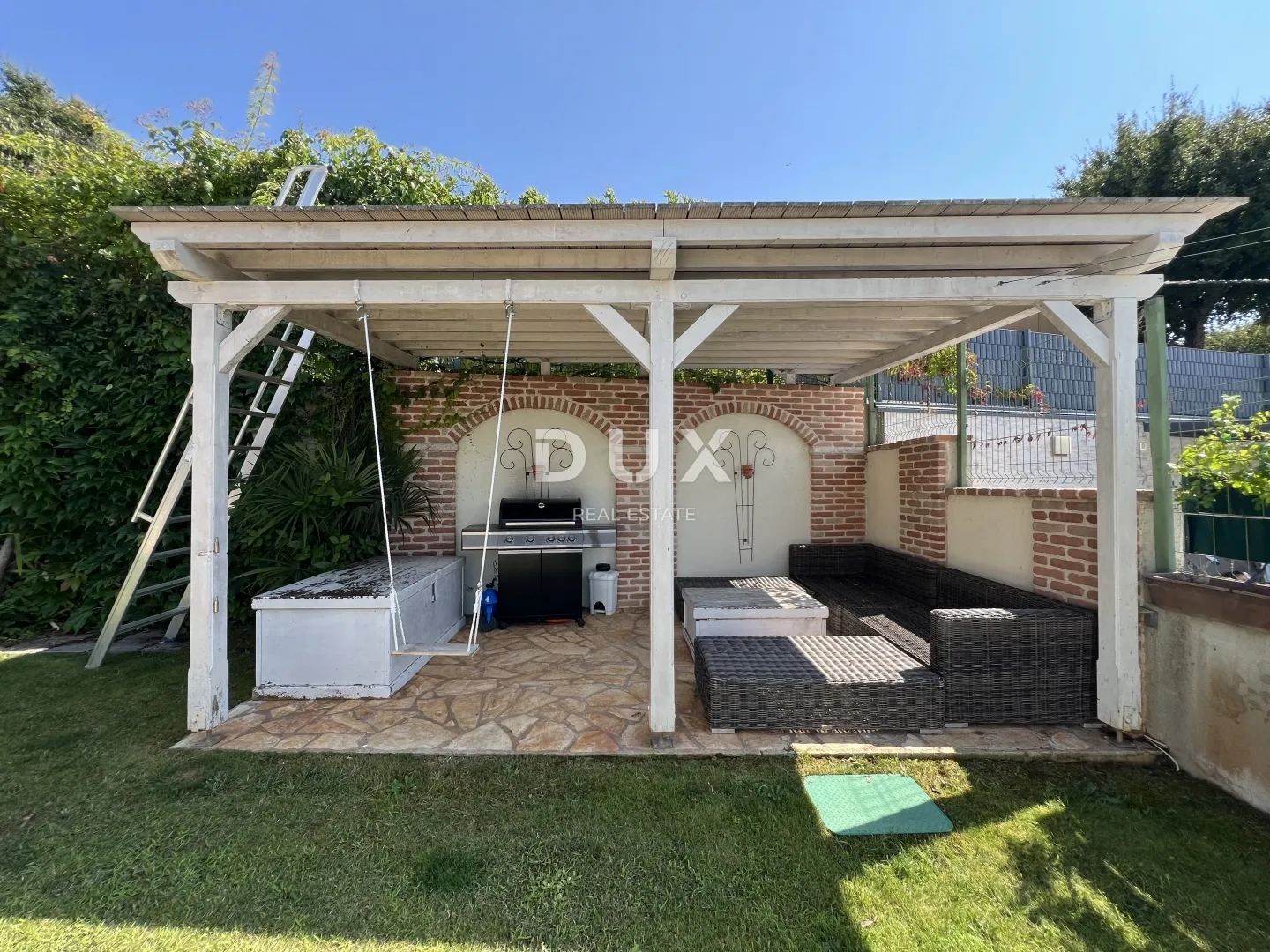istra, poreč, samostojeća kuća, 180 m2, dva stana, bazen - slika 10