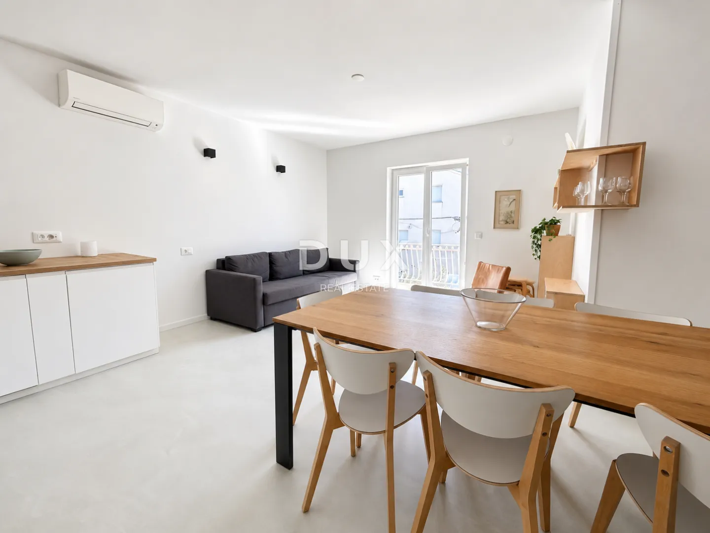 dalmacija, vodice – privatni mini resort s 4 apartmana i bazenom, 300 m od centra - slika 3