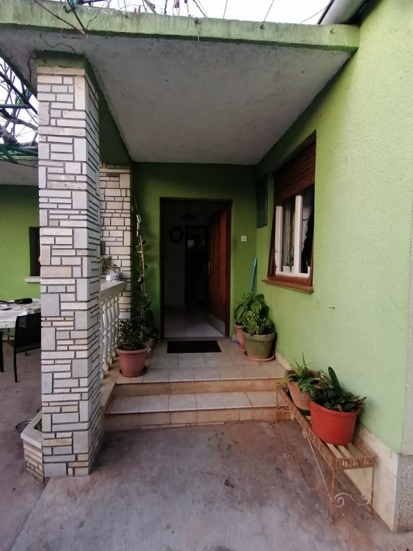 istra,fažana- obiteljska kuća 150m od mora! - slika 8
