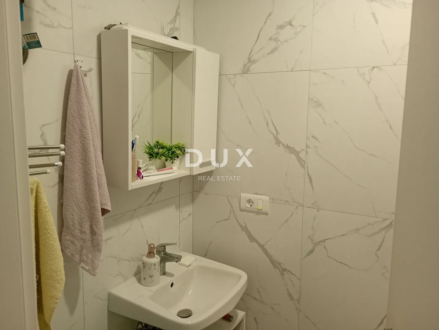 kastav - samostojeća kuća 210 m2, započeta gradnja - slika 8