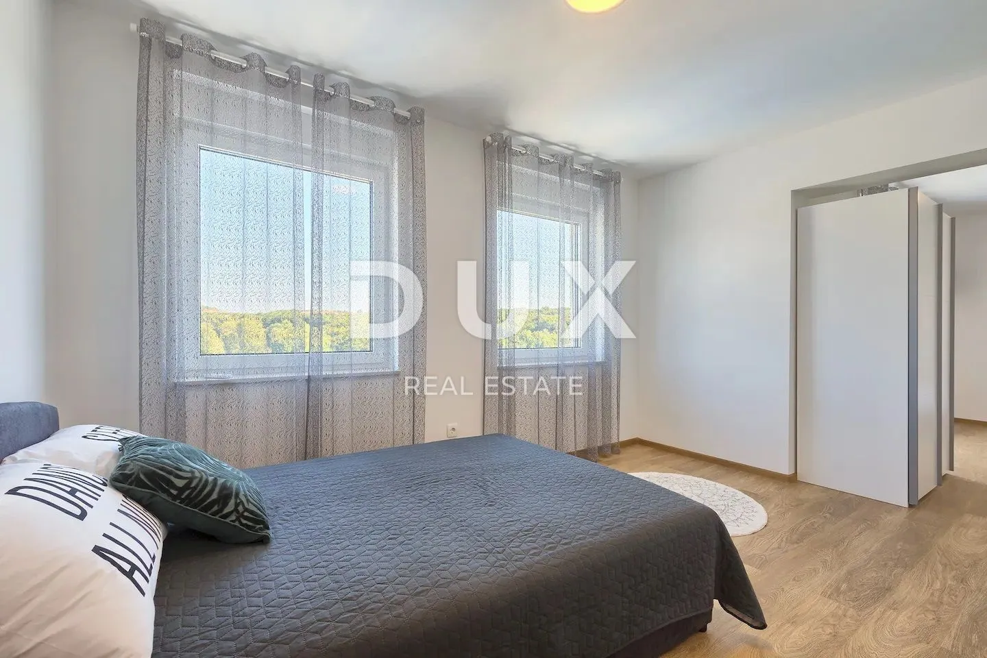 istra, štinjan - luksuzna villa s bazenom - slika 17
