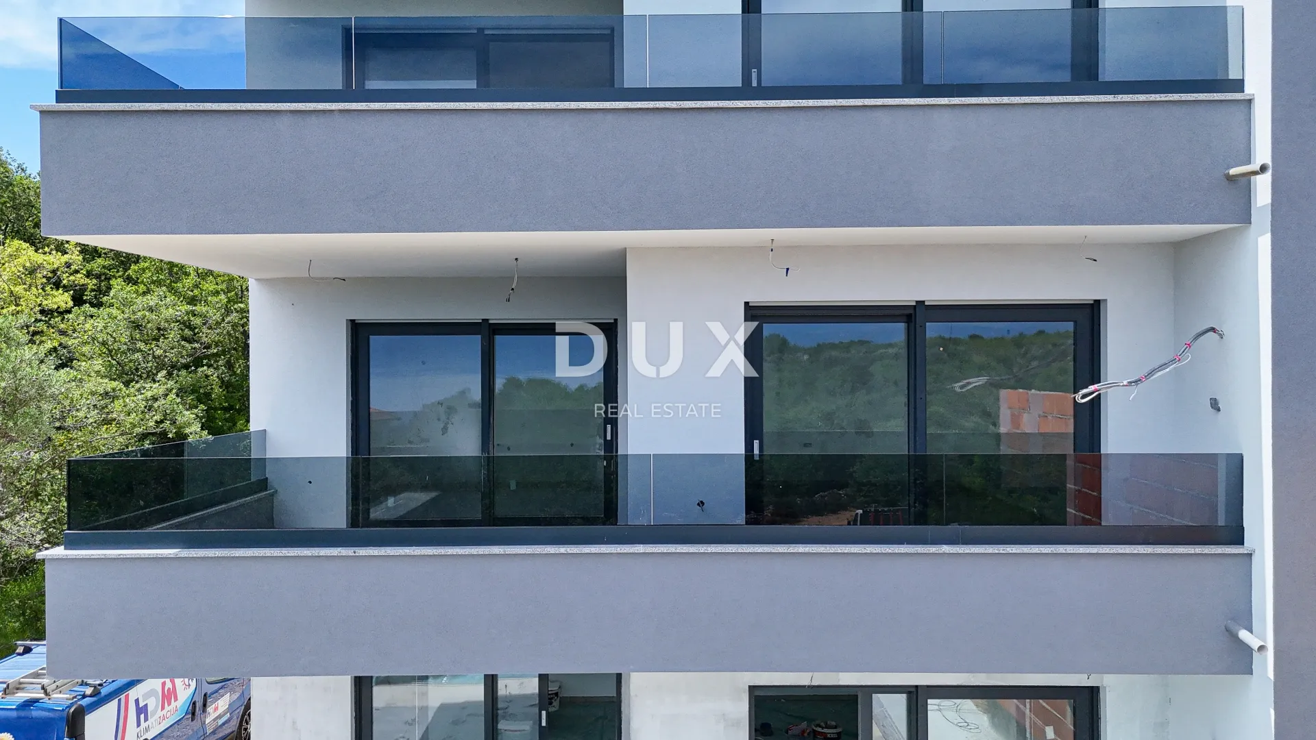 otok krk, vrbnik - stan na 1. katu s terasom - slika 3