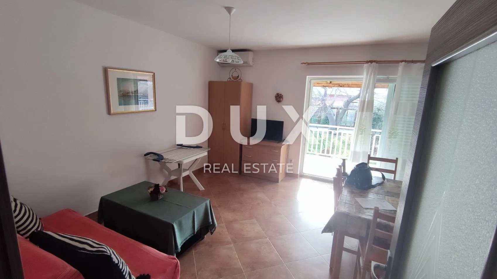otok krk, baška - dvojna kuća sa dva apartmana - slika 30