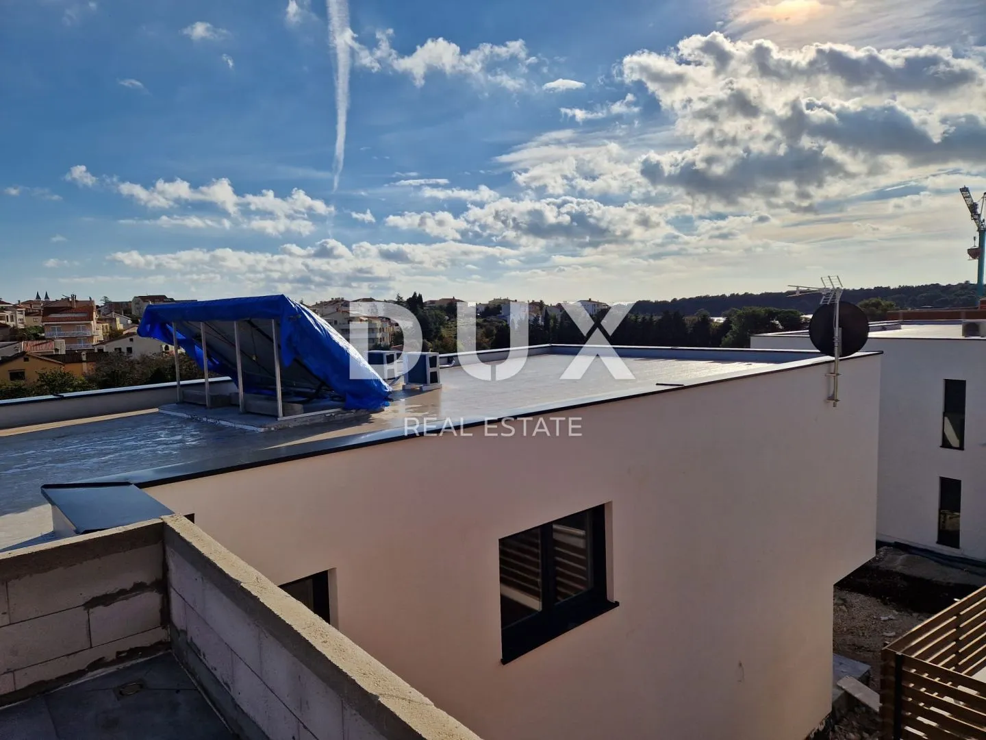 istra, medulin nova vila s bazenom i pogledom na more! - slika 15